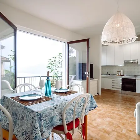 Appartment Belvedere Torri Del Benaco Buitenkant foto